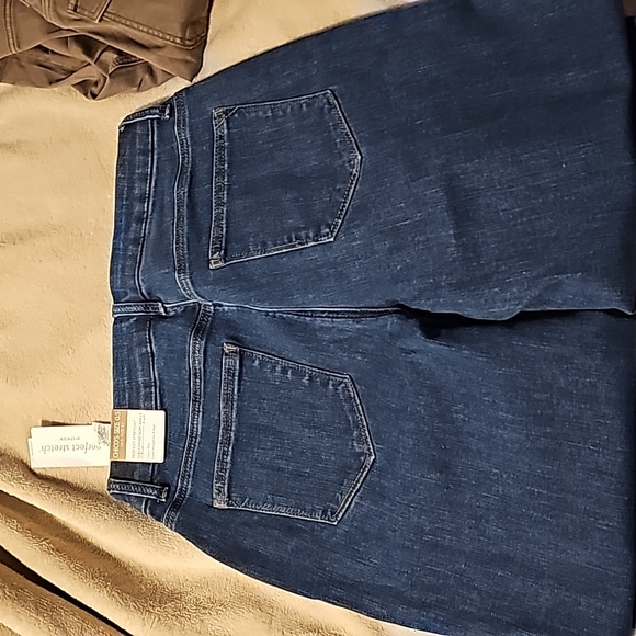 Jeans - Picture 2 of 3